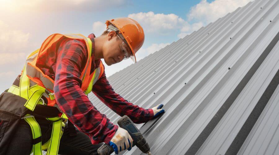 Professional gutter cleaning in Quinton, OK